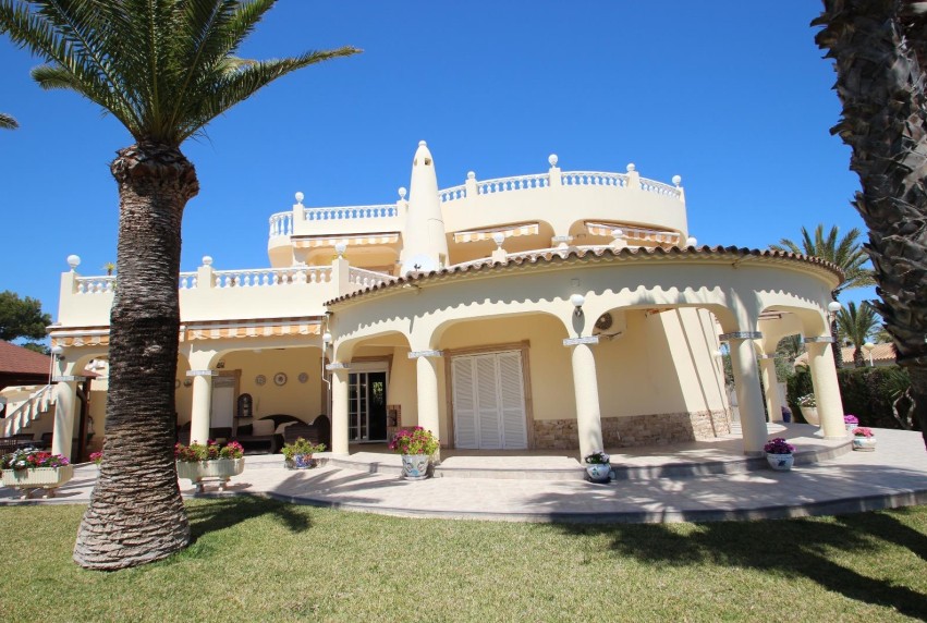 Herverkoop - Villa - Torrevieja - Punta Prima