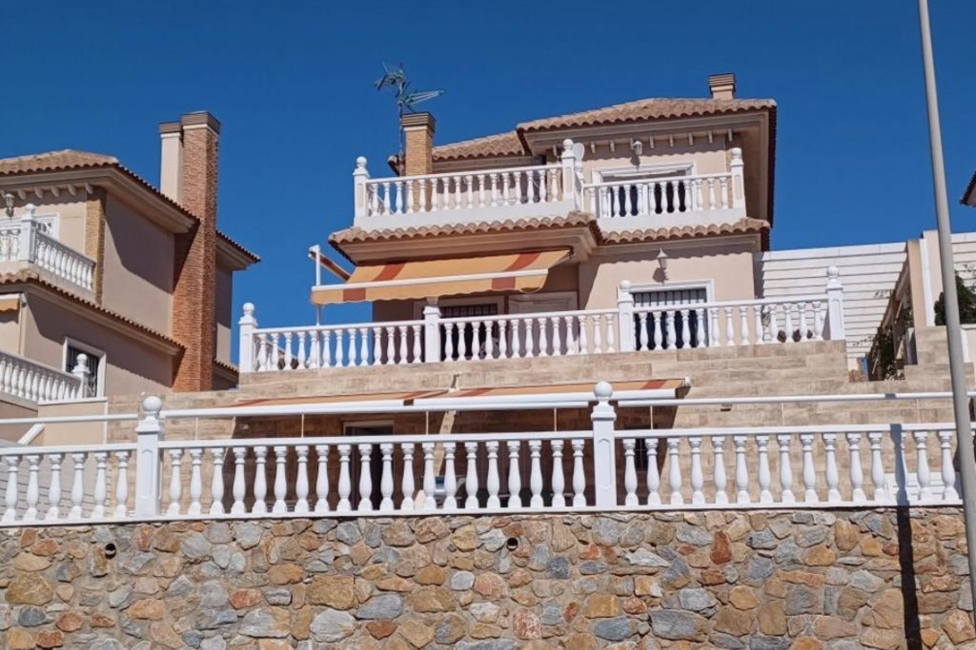 Herverkoop - Villa - Torrevieja