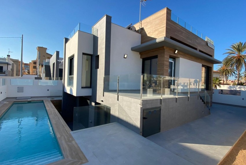 Nouvelle construction - Villa - Torrevieja - La Mata Pueblo