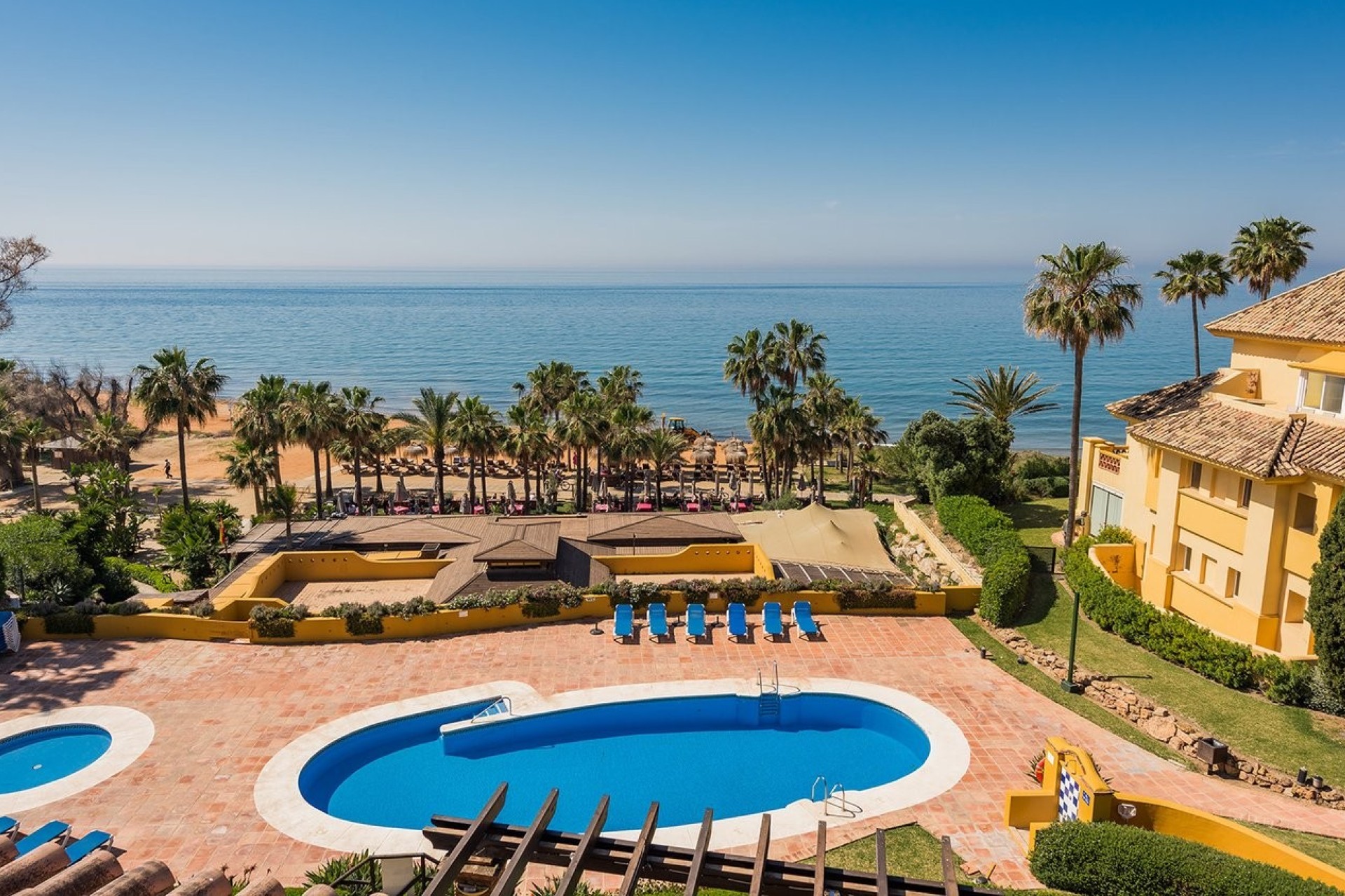 Resale - Apartment - Marbella - East Marbella