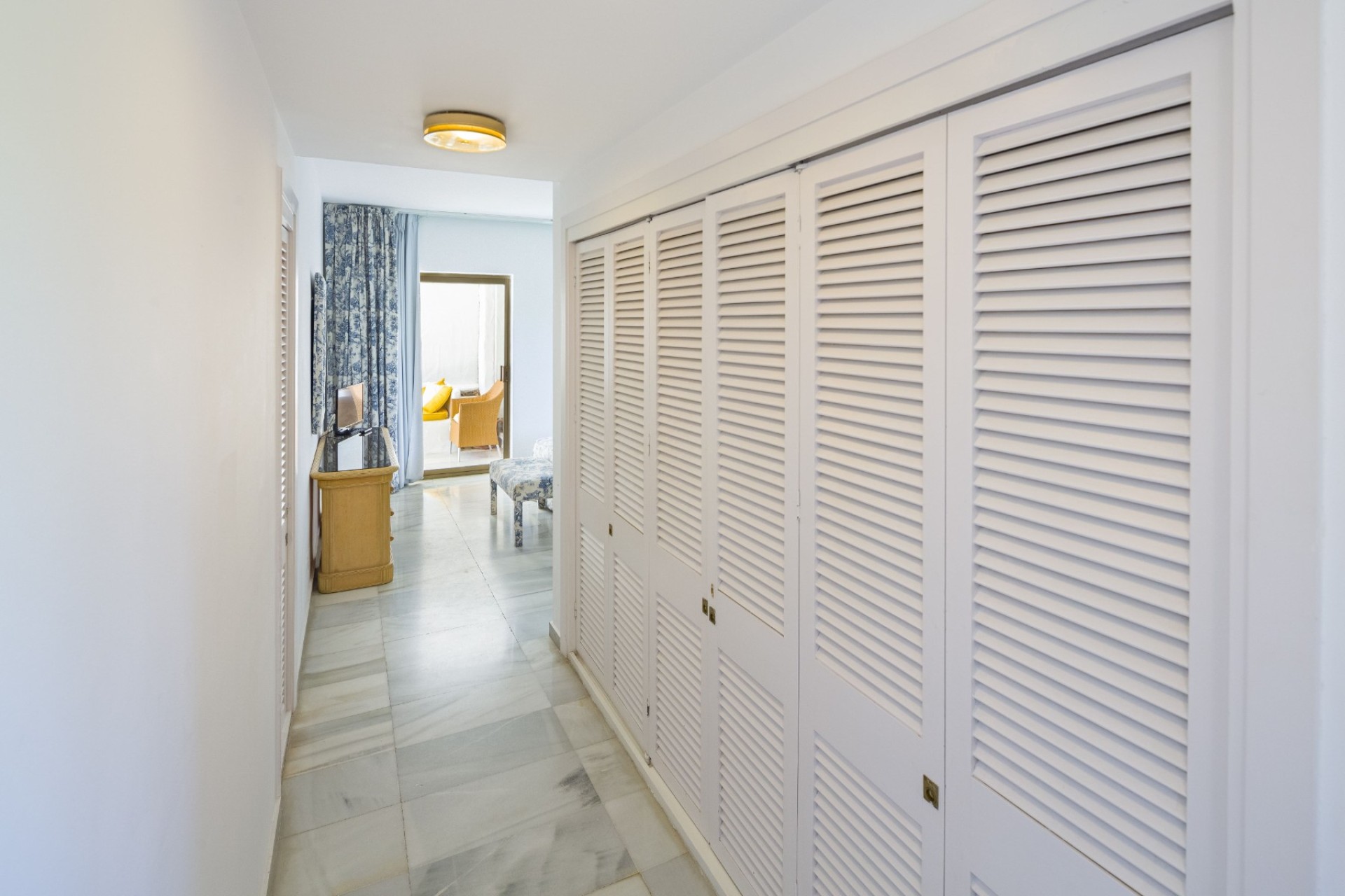 Resale - Apartment - Marbella - Puerto Banús