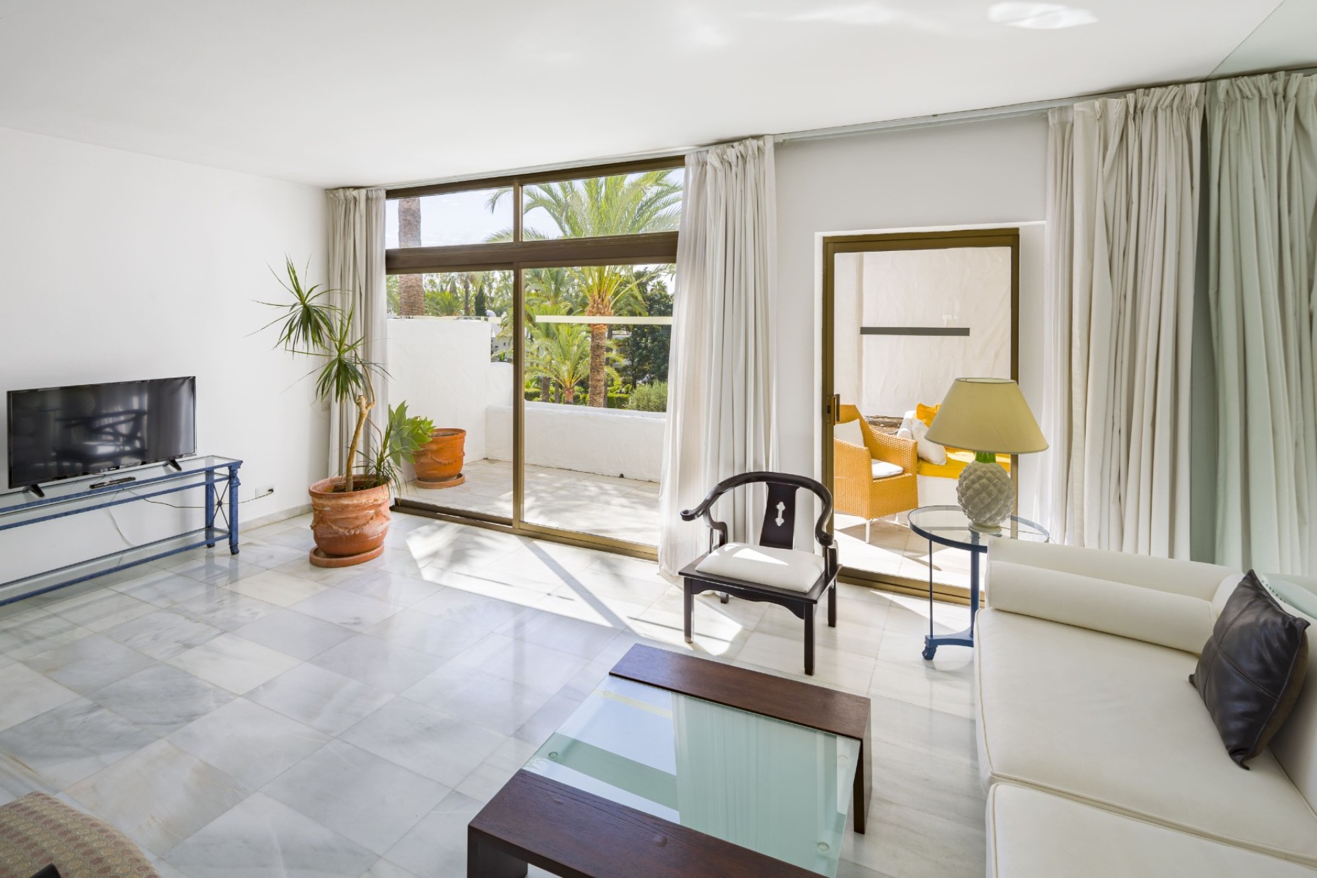 Resale - Apartment - Marbella - Puerto Banús