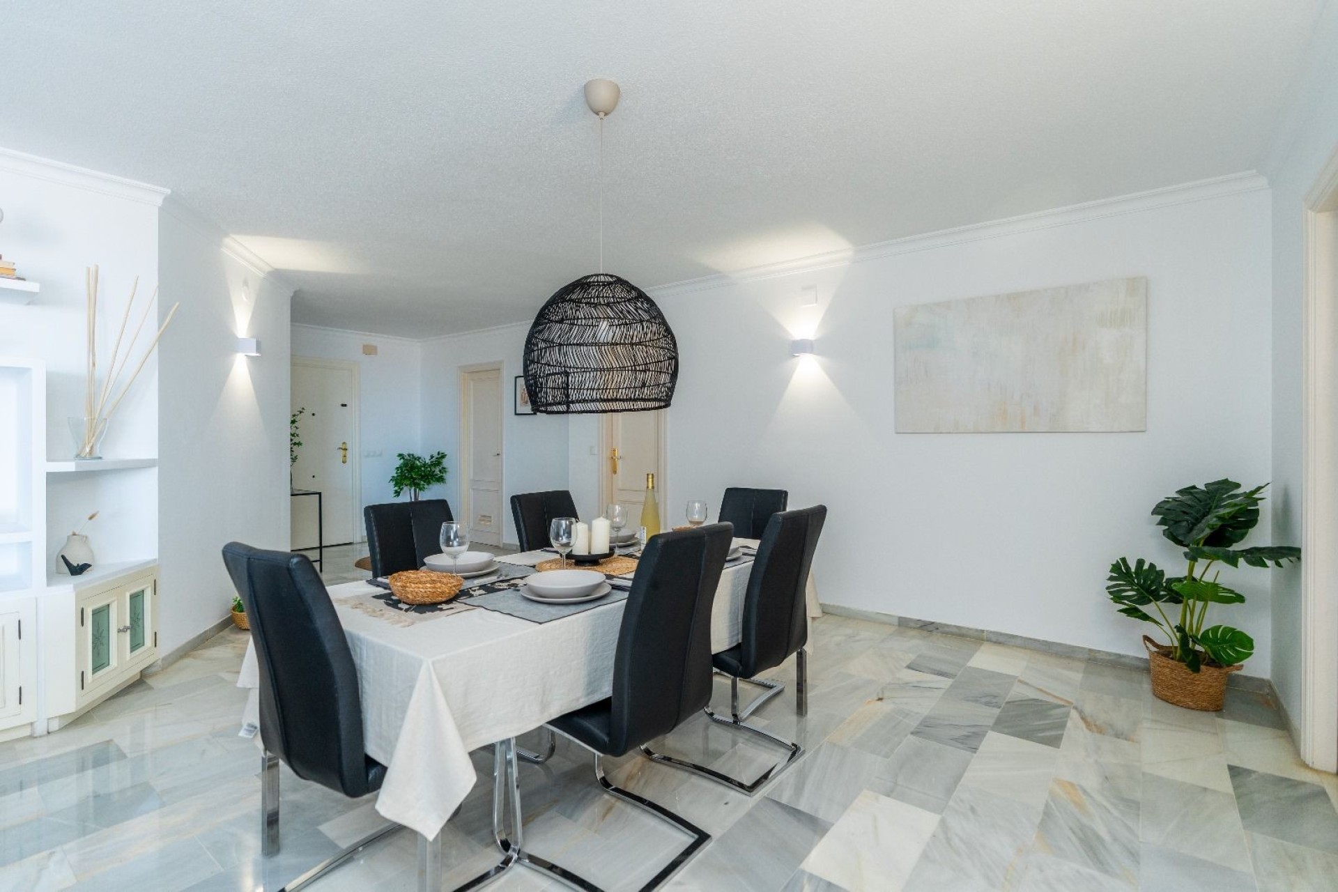 Resale - Apartment - Marbella - Puerto Banús