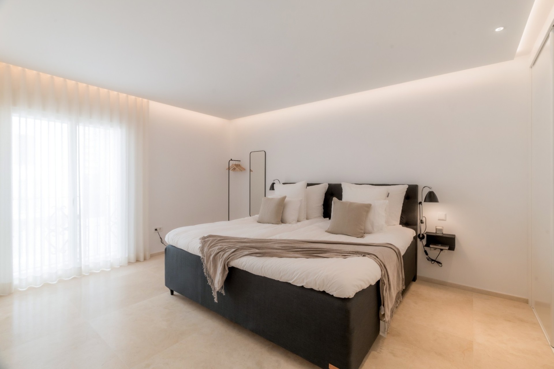 Resale - Apartment - Marbella - Puerto Banús