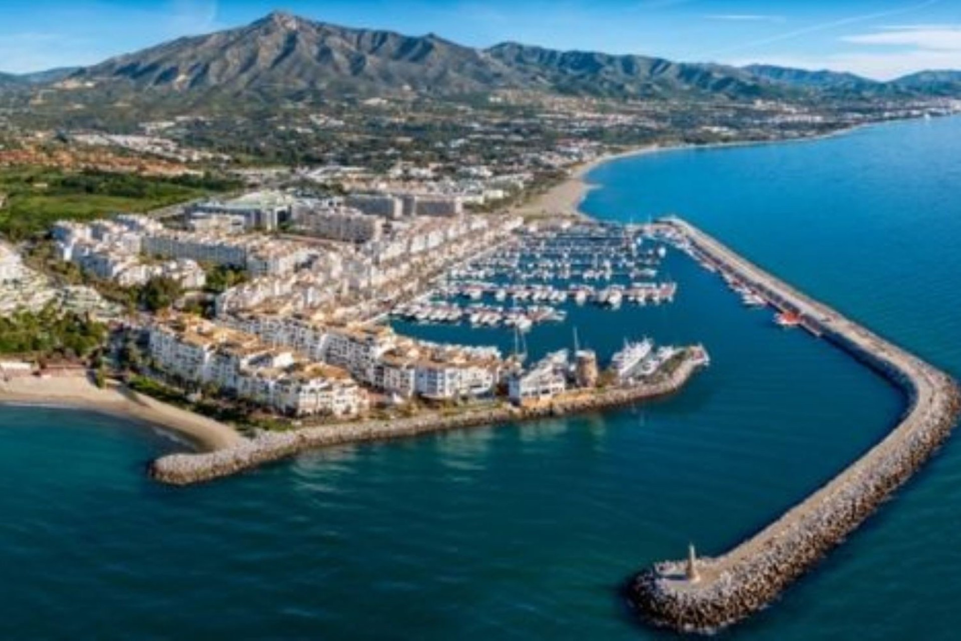 Resale - Apartment - Marbella - Puerto Banús