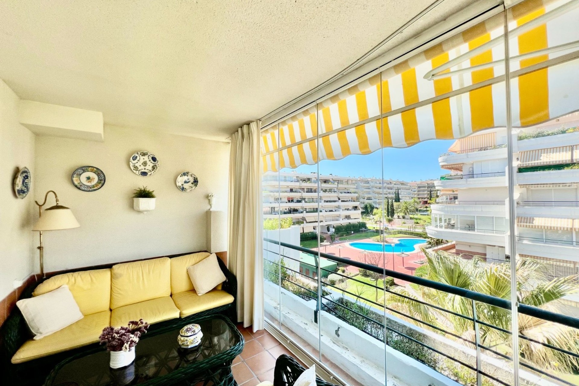 Resale - House - Marbella - Guadalmina Alta