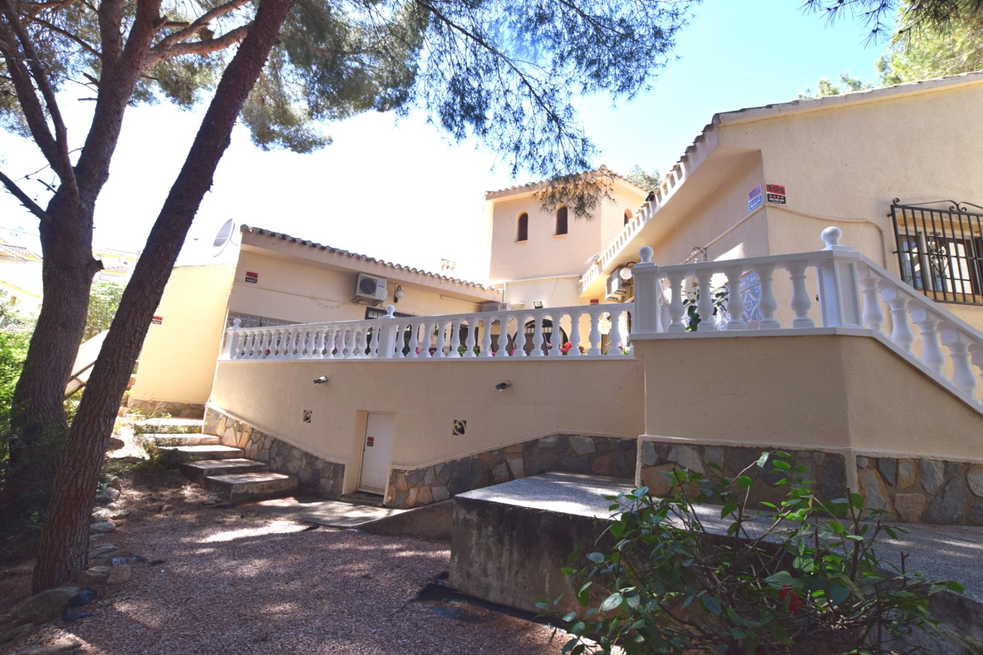 Resale - Villa - Algorfa - Montemar