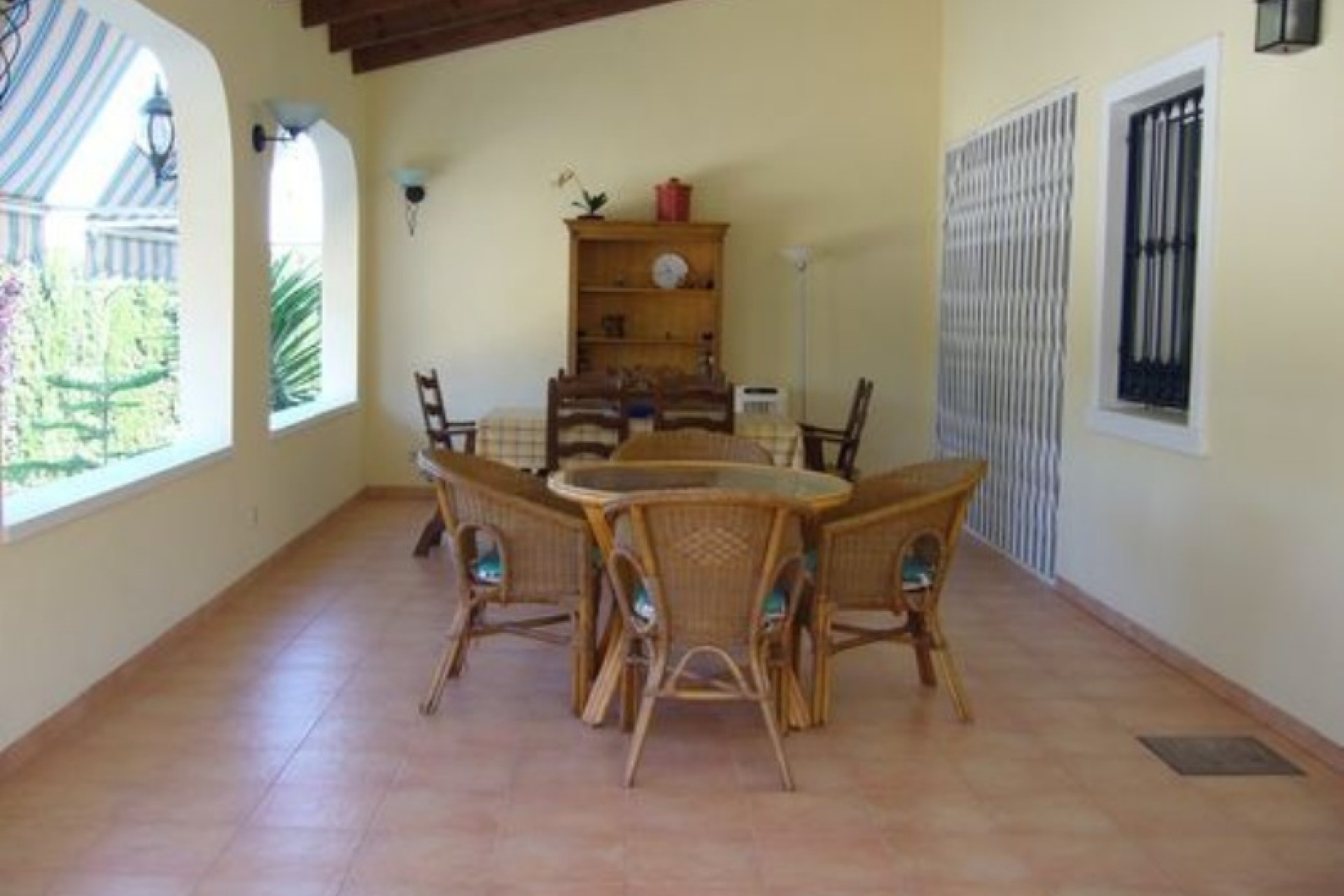 Resale - Villa - Almoradí