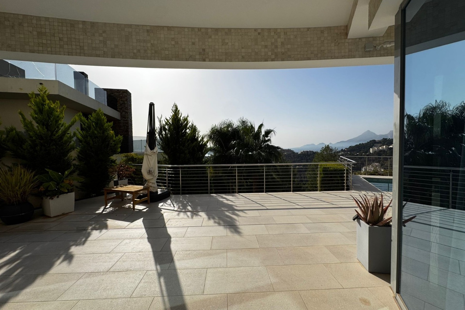 Resale - Villa - Altea