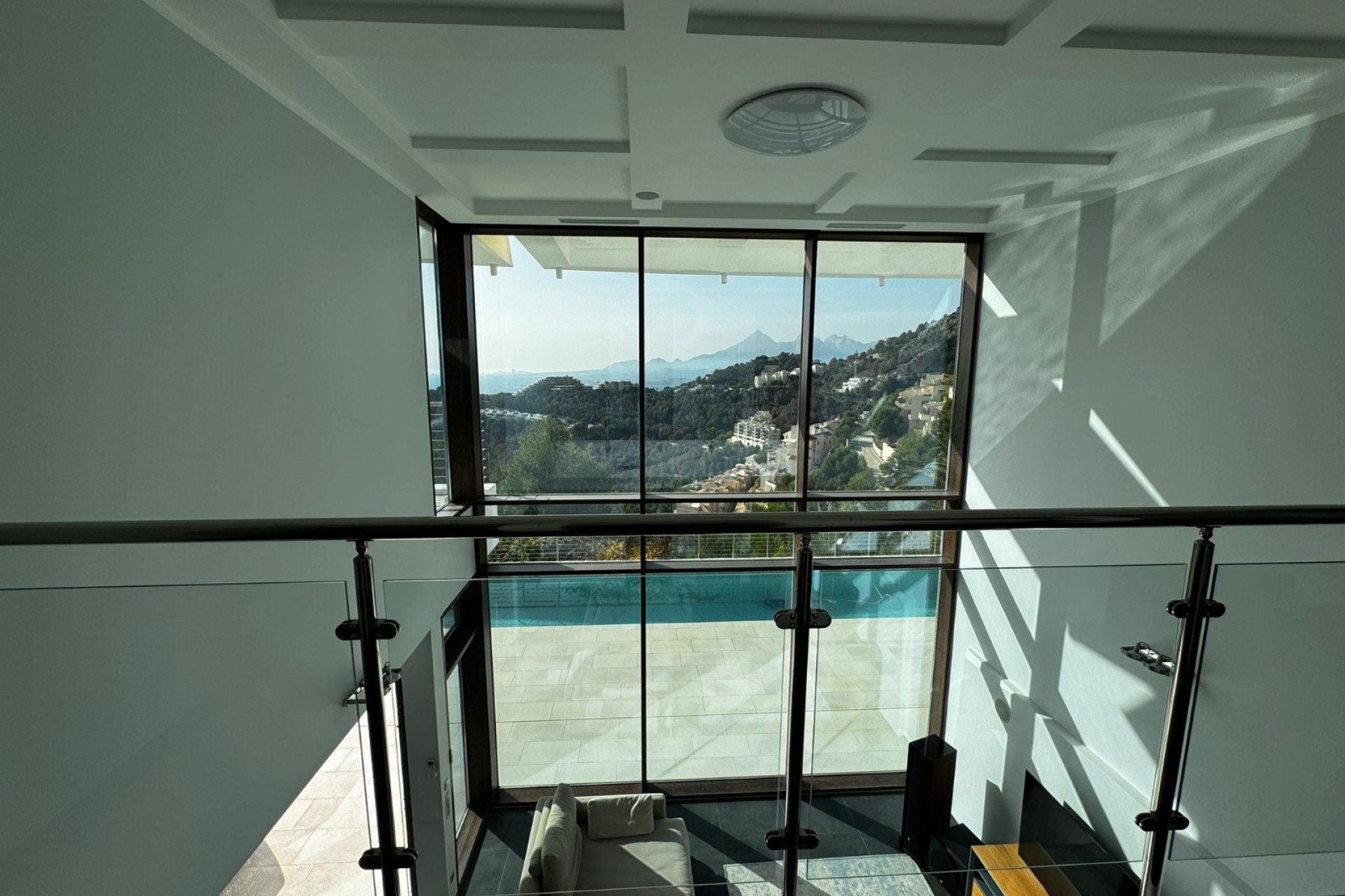 Resale - Villa - Altea