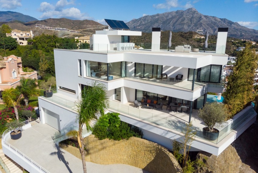 Resale - Villa - Benahavis - La Quinta