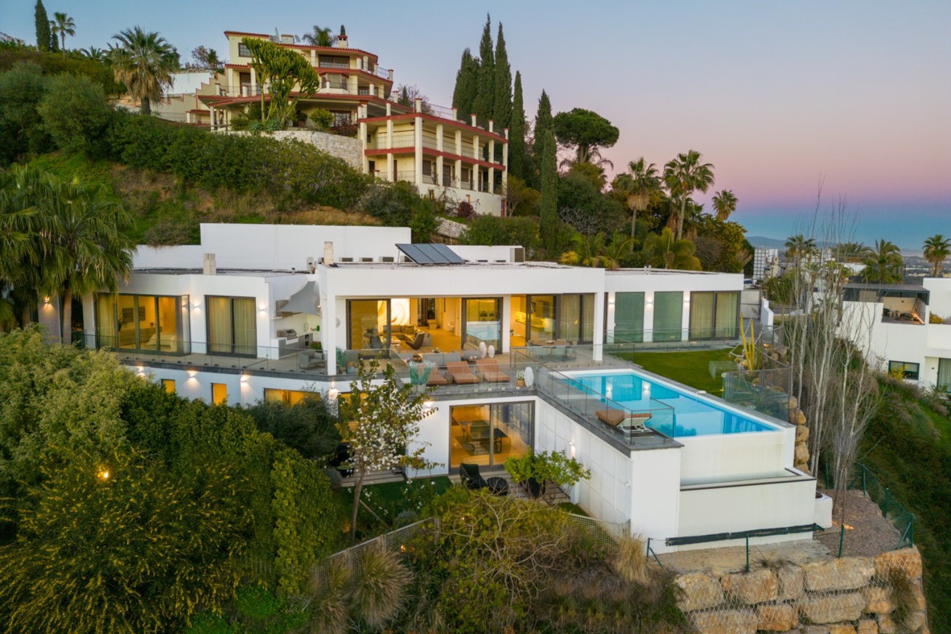 Resale - Villa - Benahavis - La Quinta