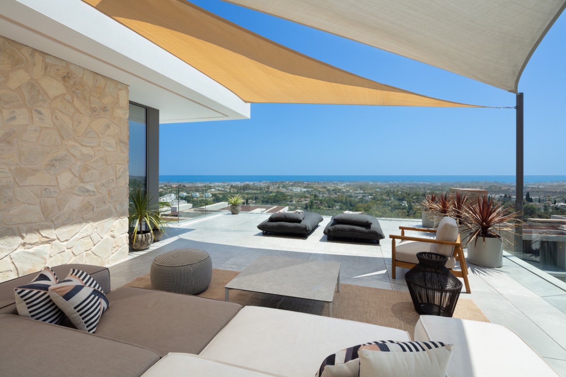 Resale - Villa - Benahavis - La Quinta