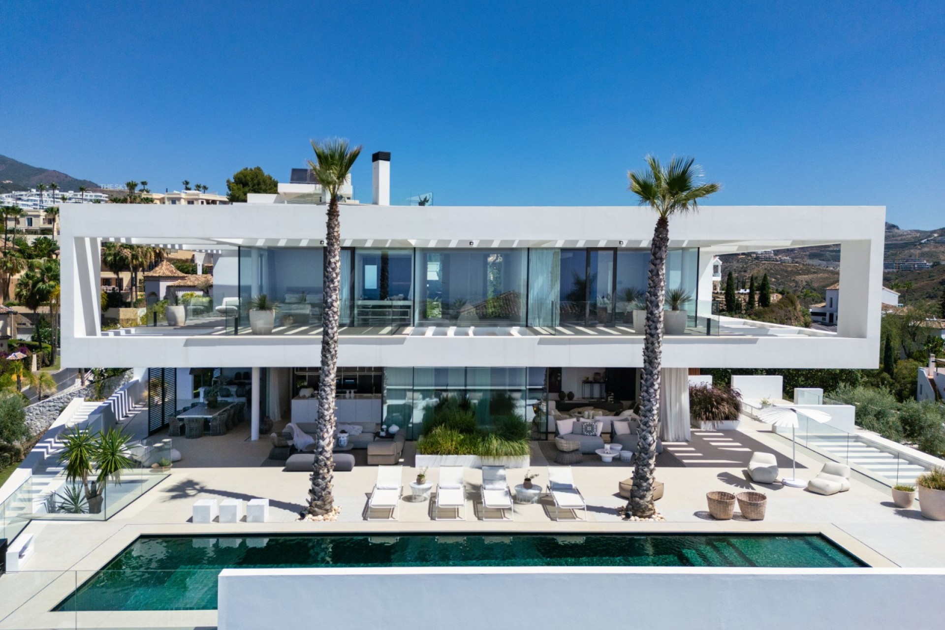 Resale - Villa - Benahavis - La Quinta