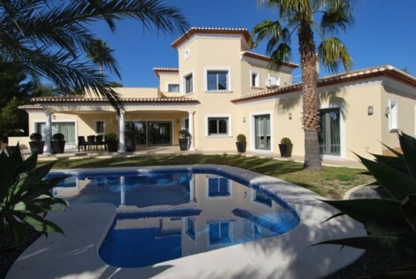 Resale - Villa - Benissa - Alicante