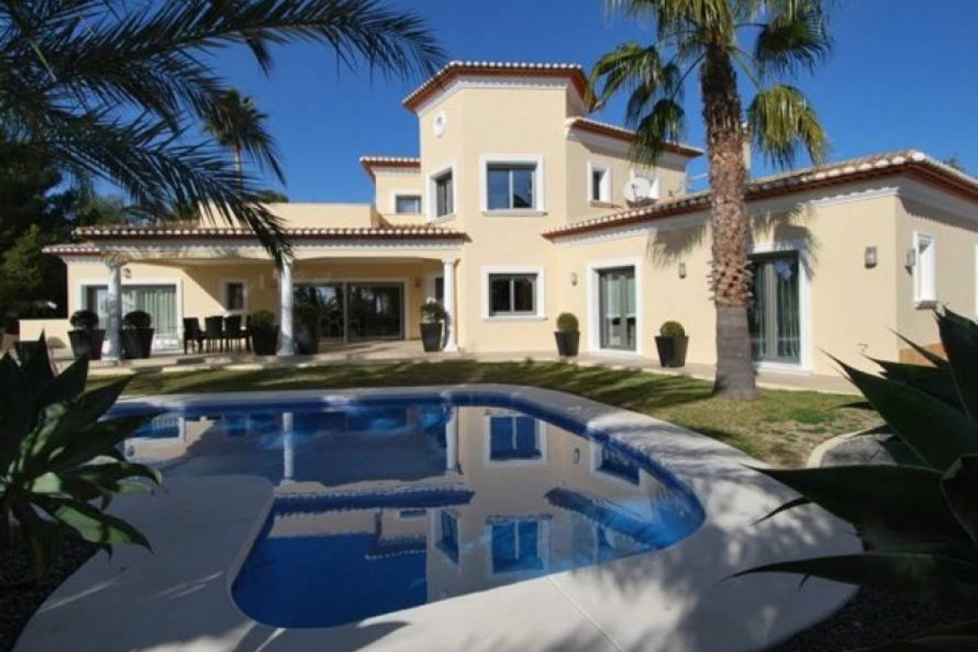 Resale - Villa - Benissa - Alicante