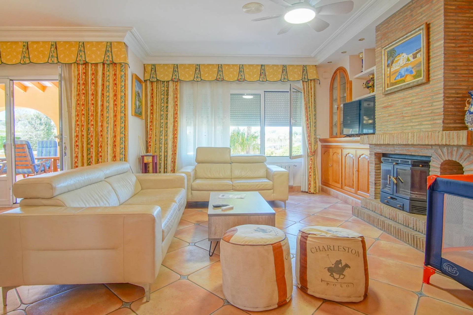 Resale - Villa - Benissa - Fustera