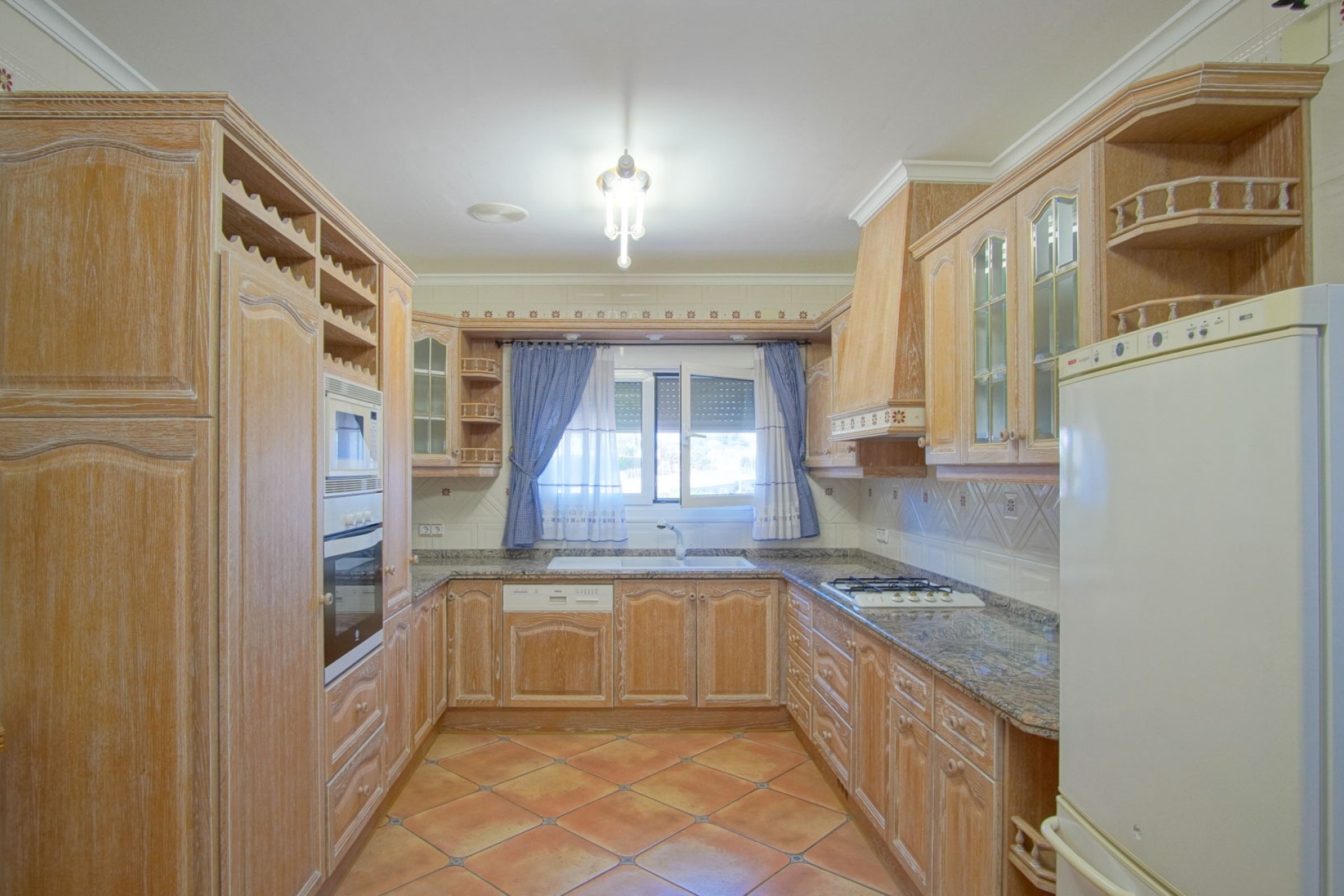 Resale - Villa - Benissa - Fustera