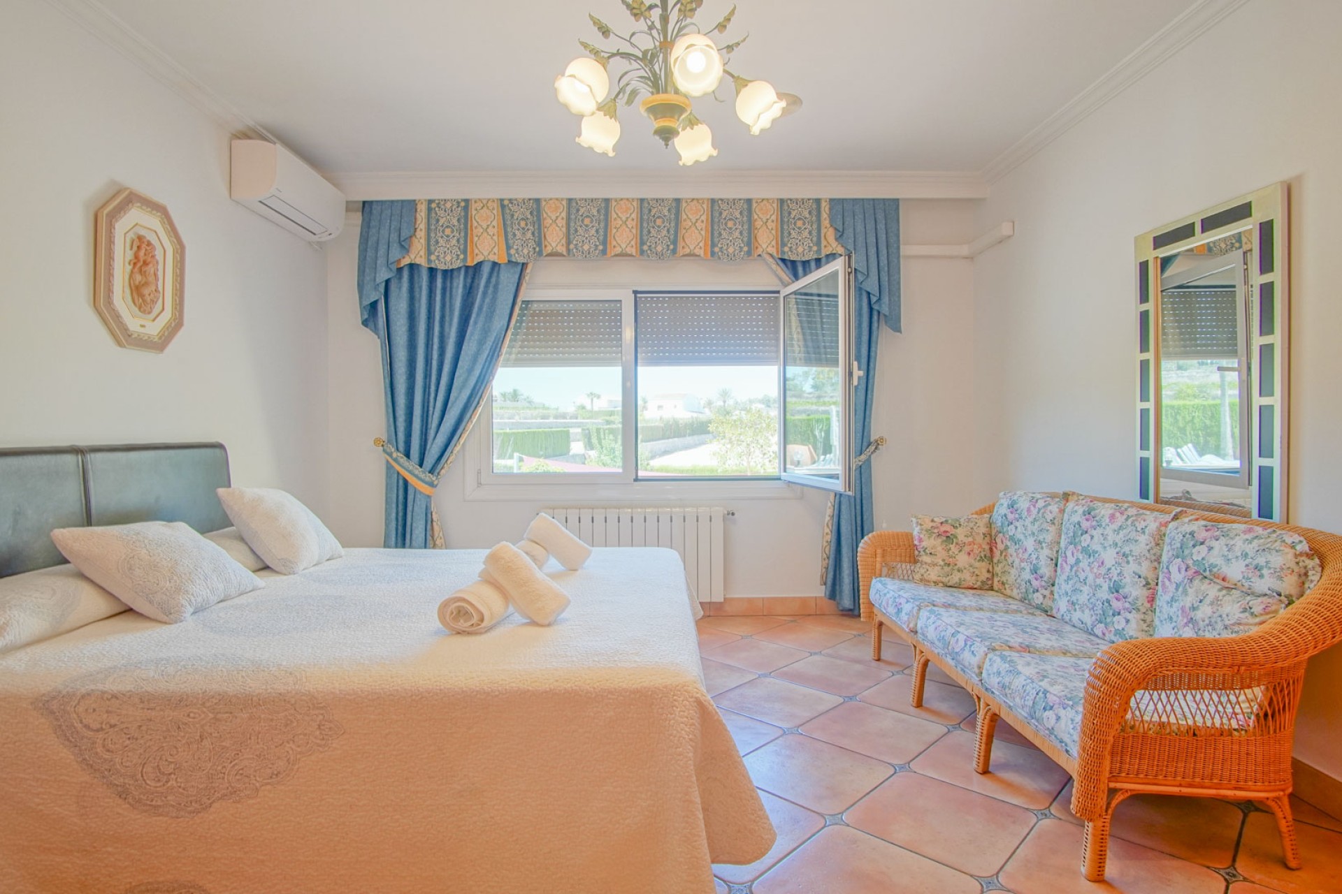 Resale - Villa - Benissa - Fustera