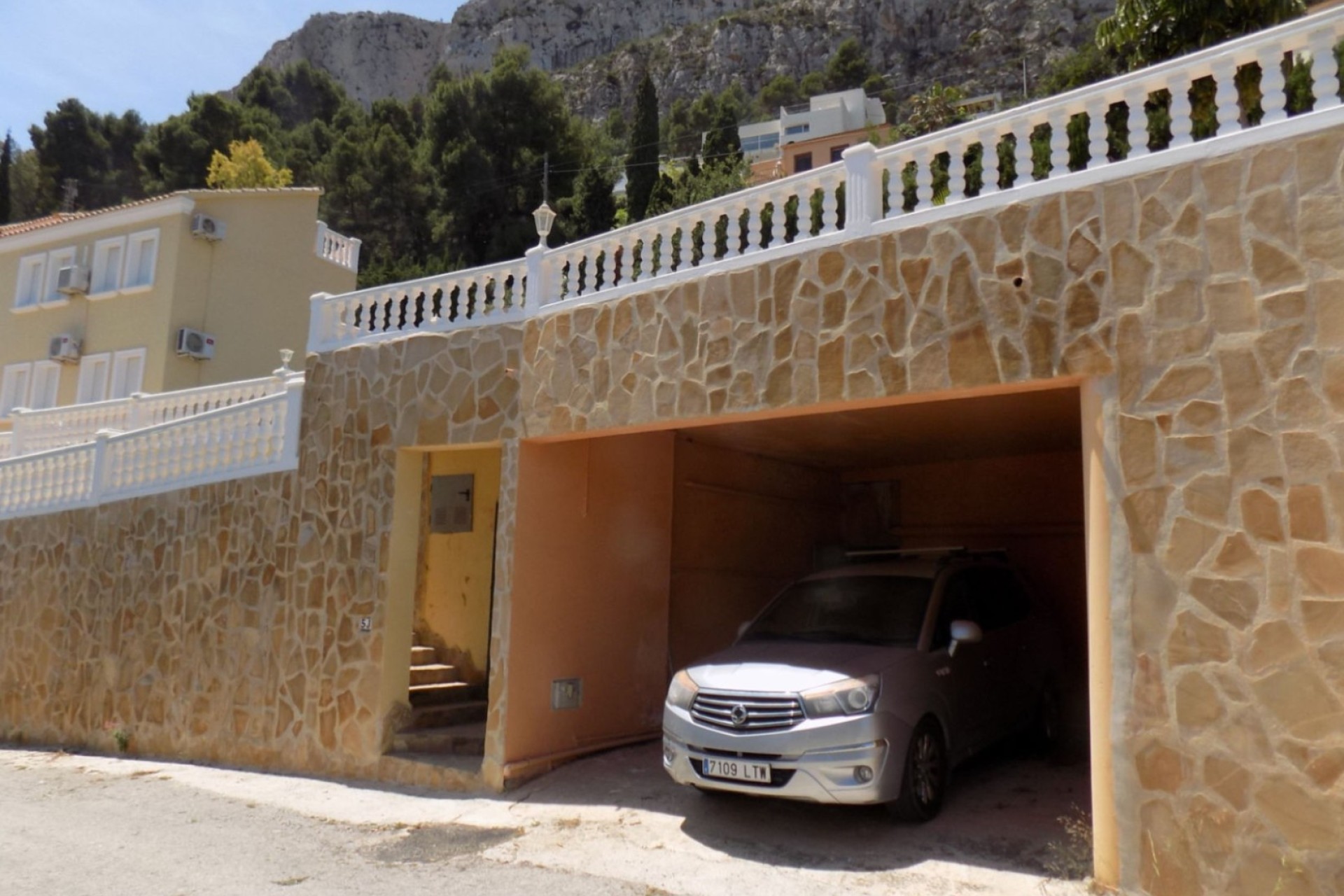 Resale - Villa - Calpe - Zona Puerto Blanco - Maryvilla