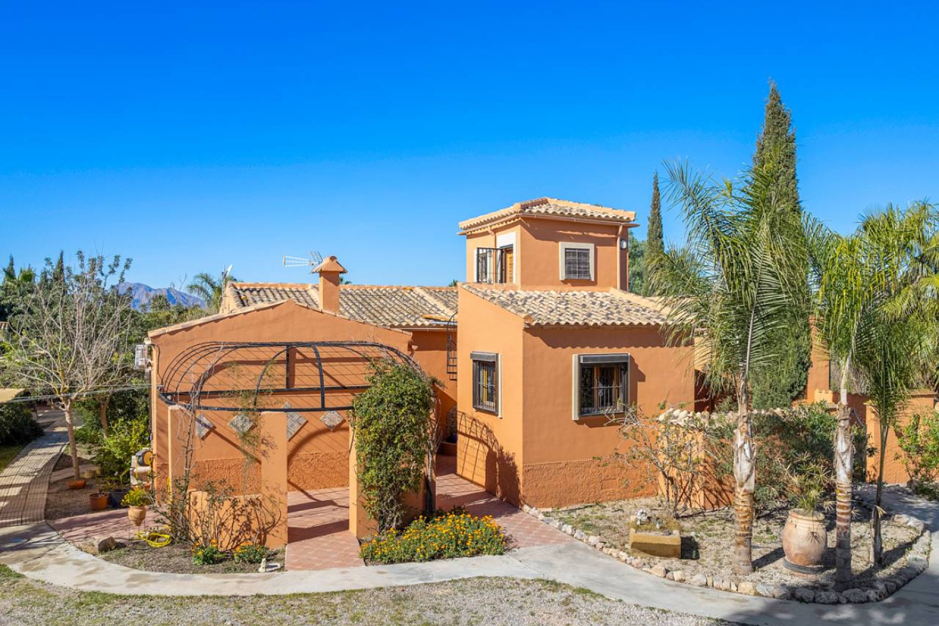 Resale - Villa - Catral