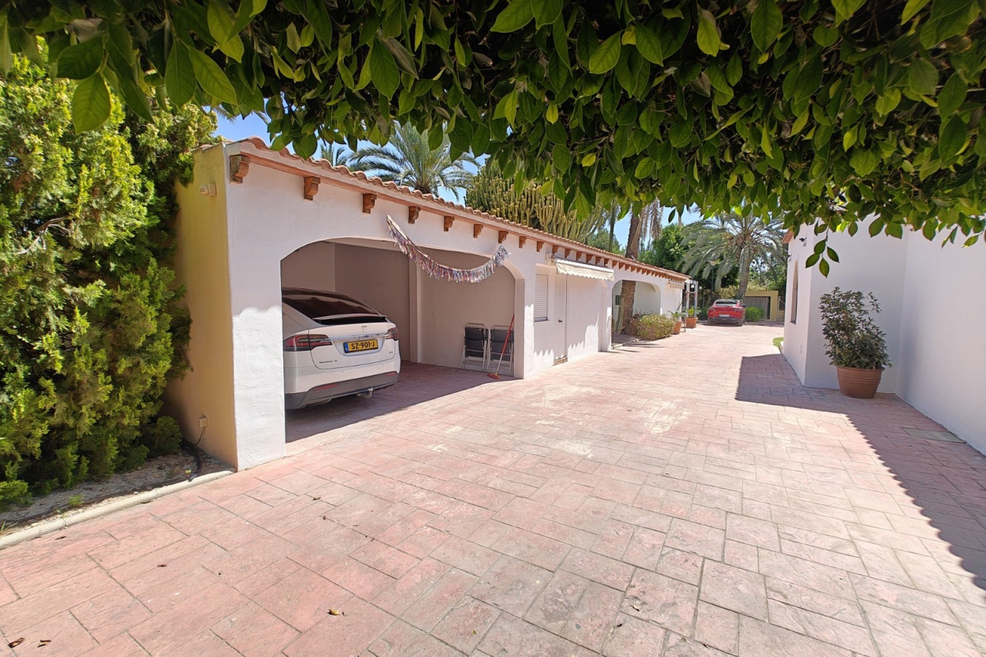 Resale - Villa - Elche