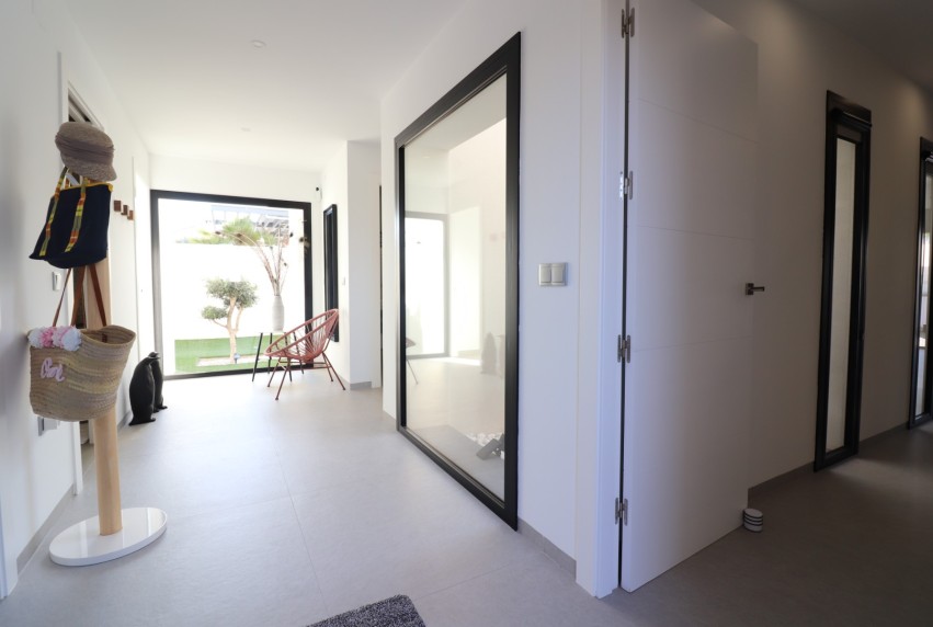 Resale - Villa - Formentera del Segura - Euroroda