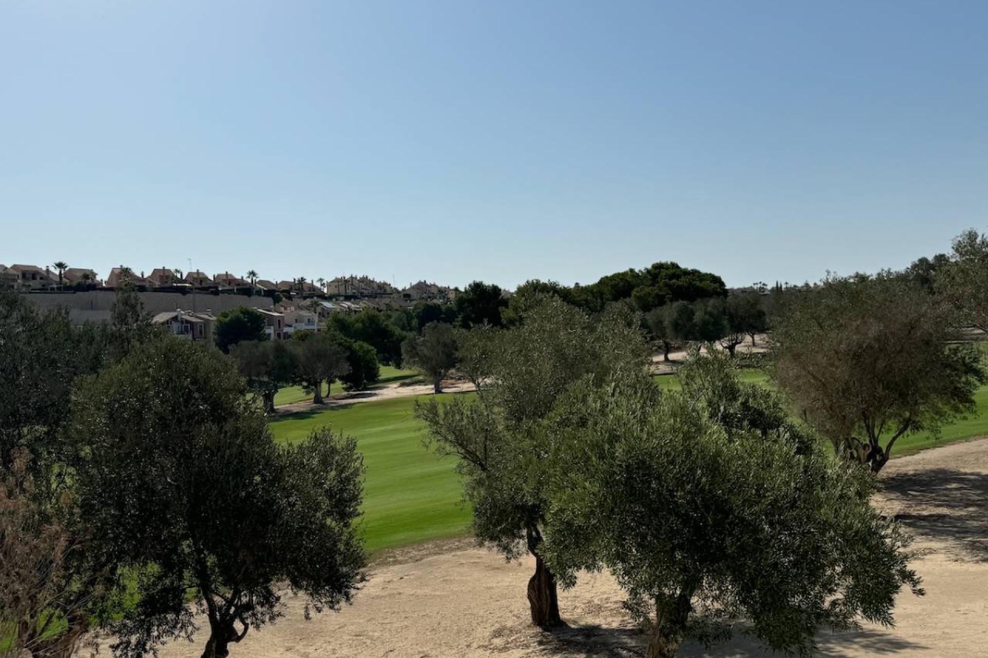 Resale - Villa - La Finca Golf