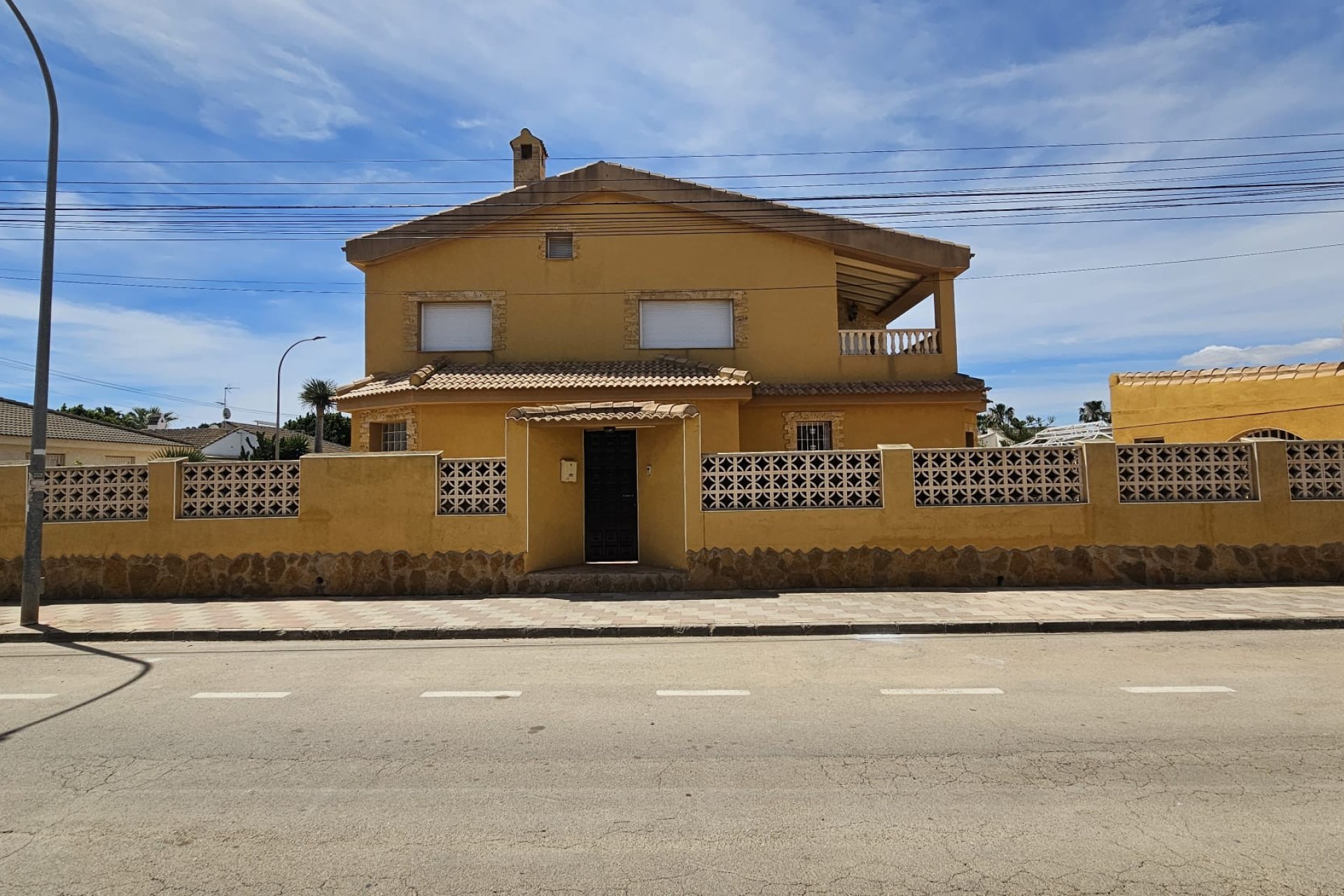 Resale - Villa - Los Alcazares