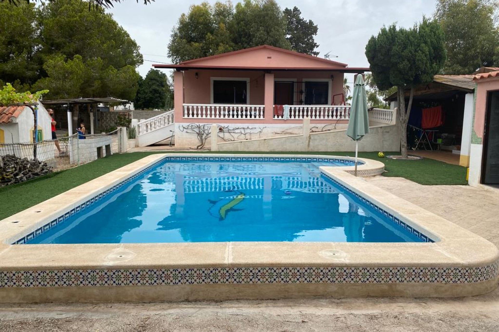 Resale - Villa - Los Montesinos - La Herrada