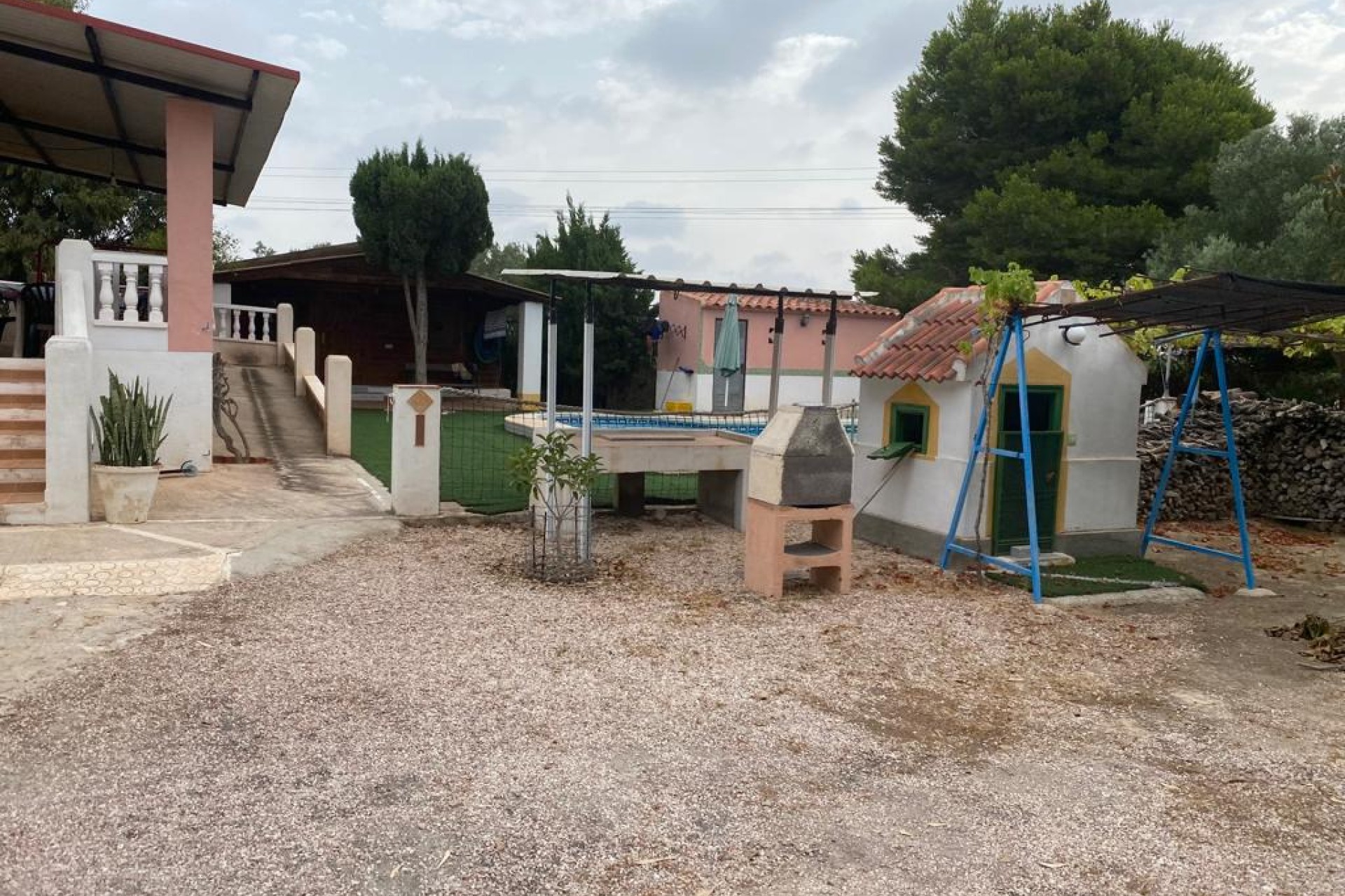 Resale - Villa - Los Montesinos - La Herrada