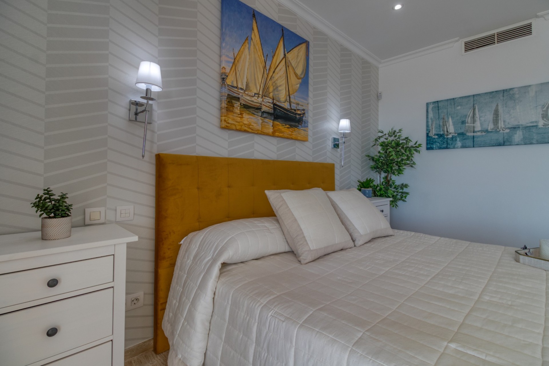 Resale - Villa - Malaga - Mijas