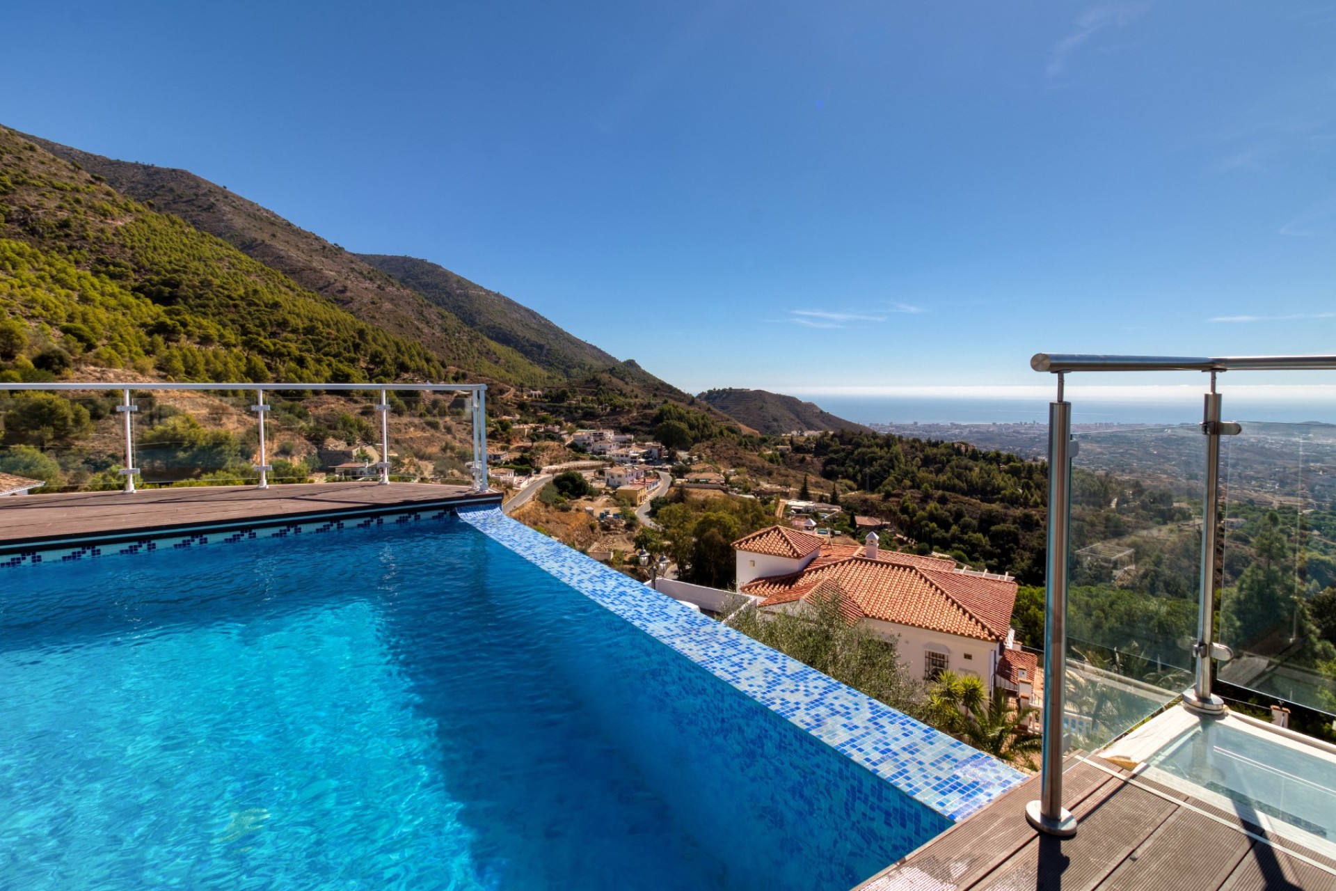 Resale - Villa - Malaga - Mijas