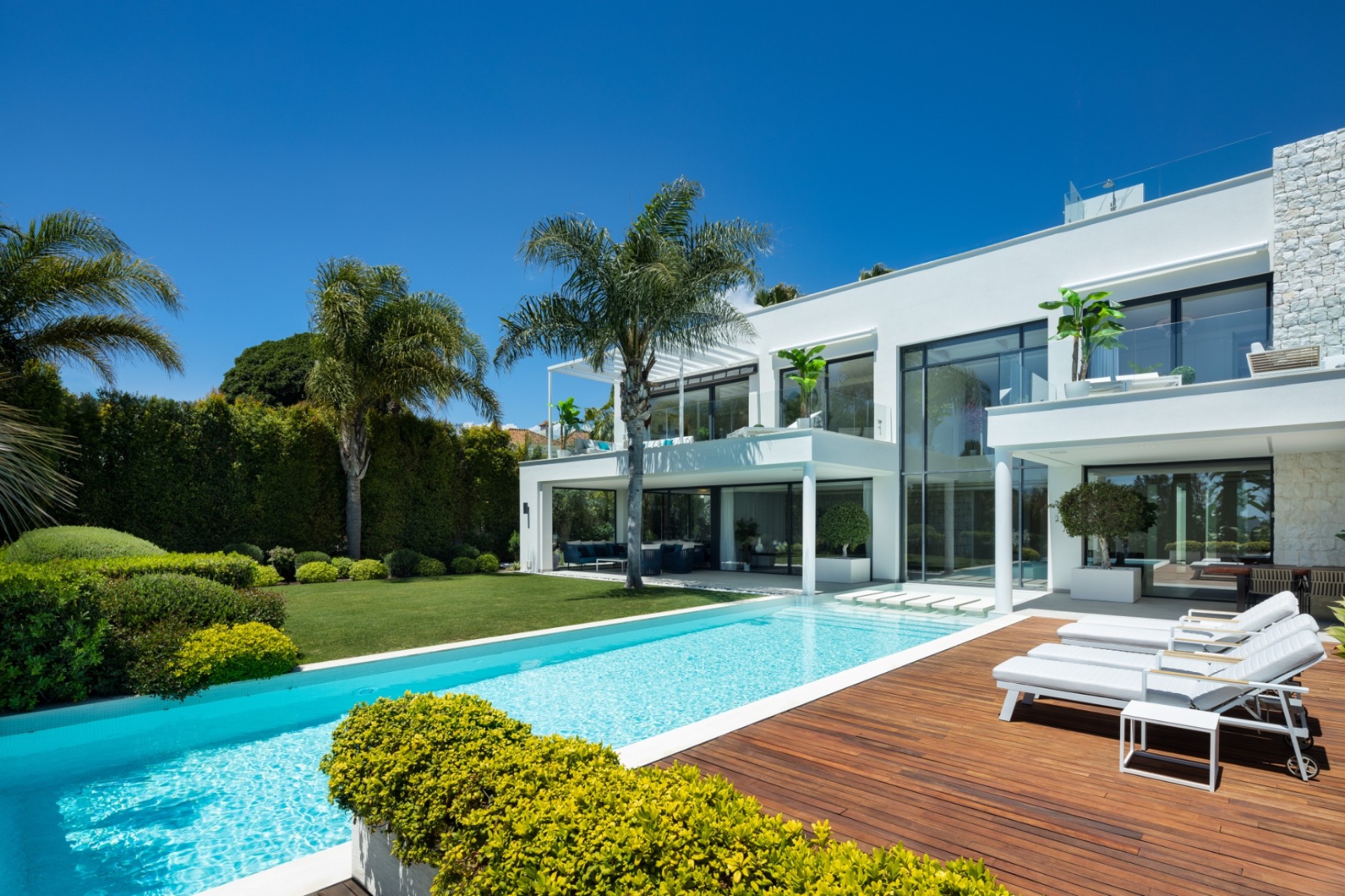 Resale - Villa - Marbella - East Marbella