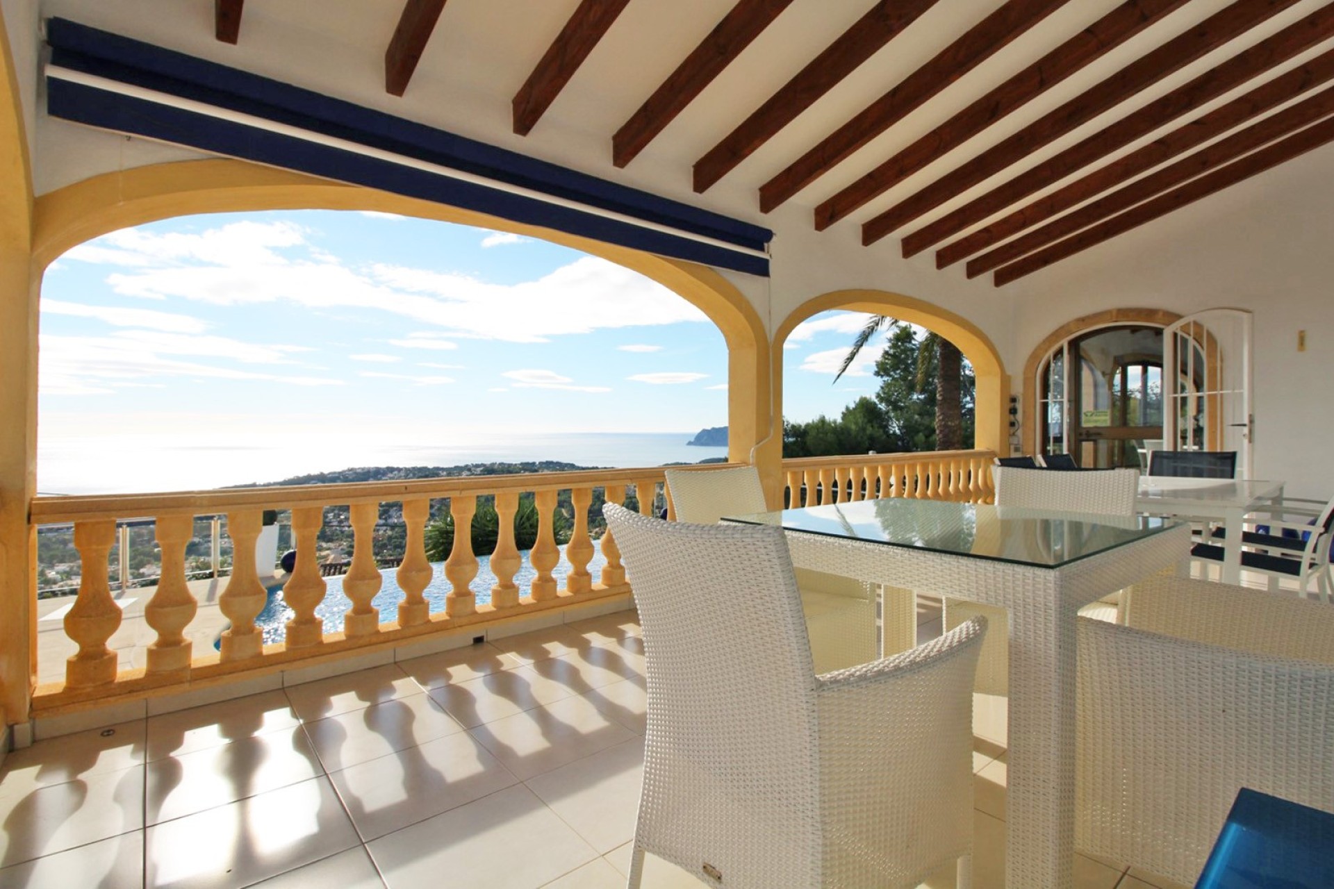 Resale - Villa - Moraira - Benimeit