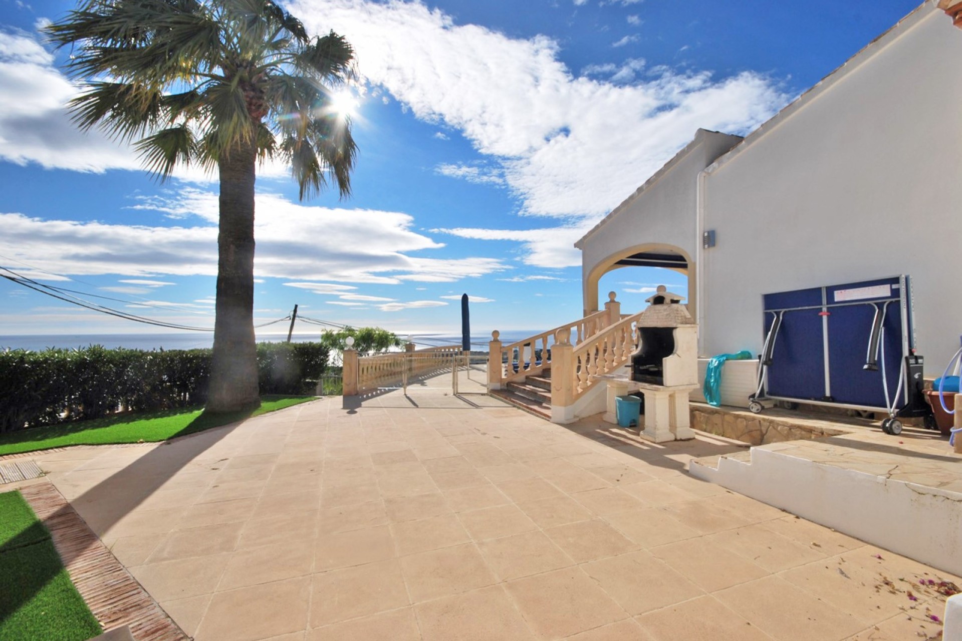 Resale - Villa - Moraira - Benimeit