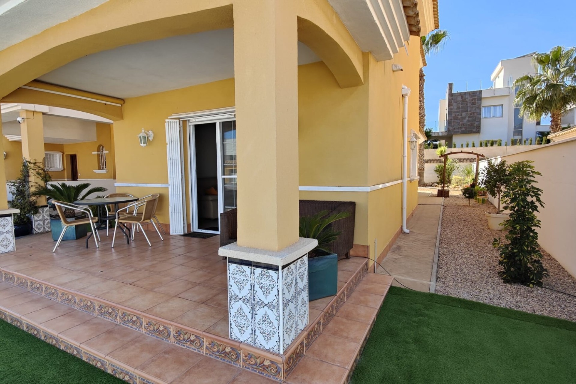 Resale - Villa - Orihuela Costa - La Zenia