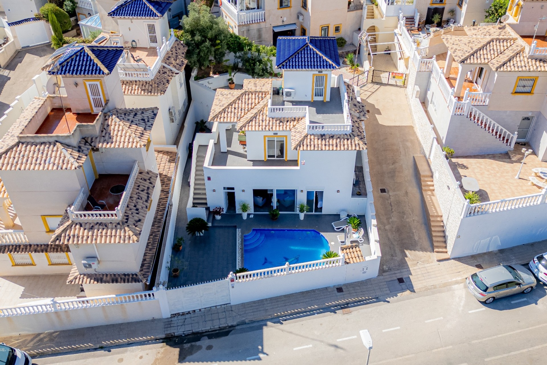 Resale - Villa - Orihuela Costa - La Zenia