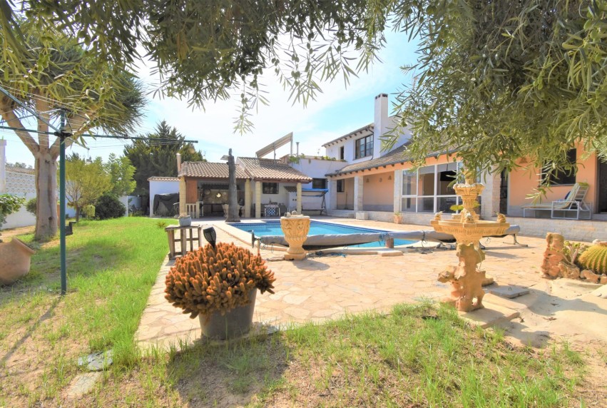 Resale - Villa - Orihuela Costa - Villamartín