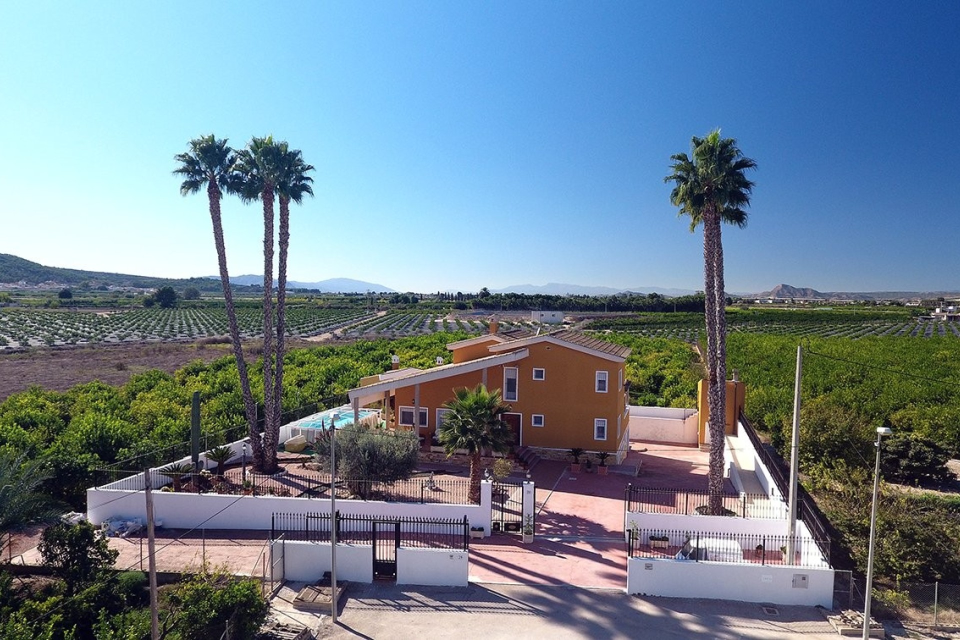 Resale - Villa - Orihuela