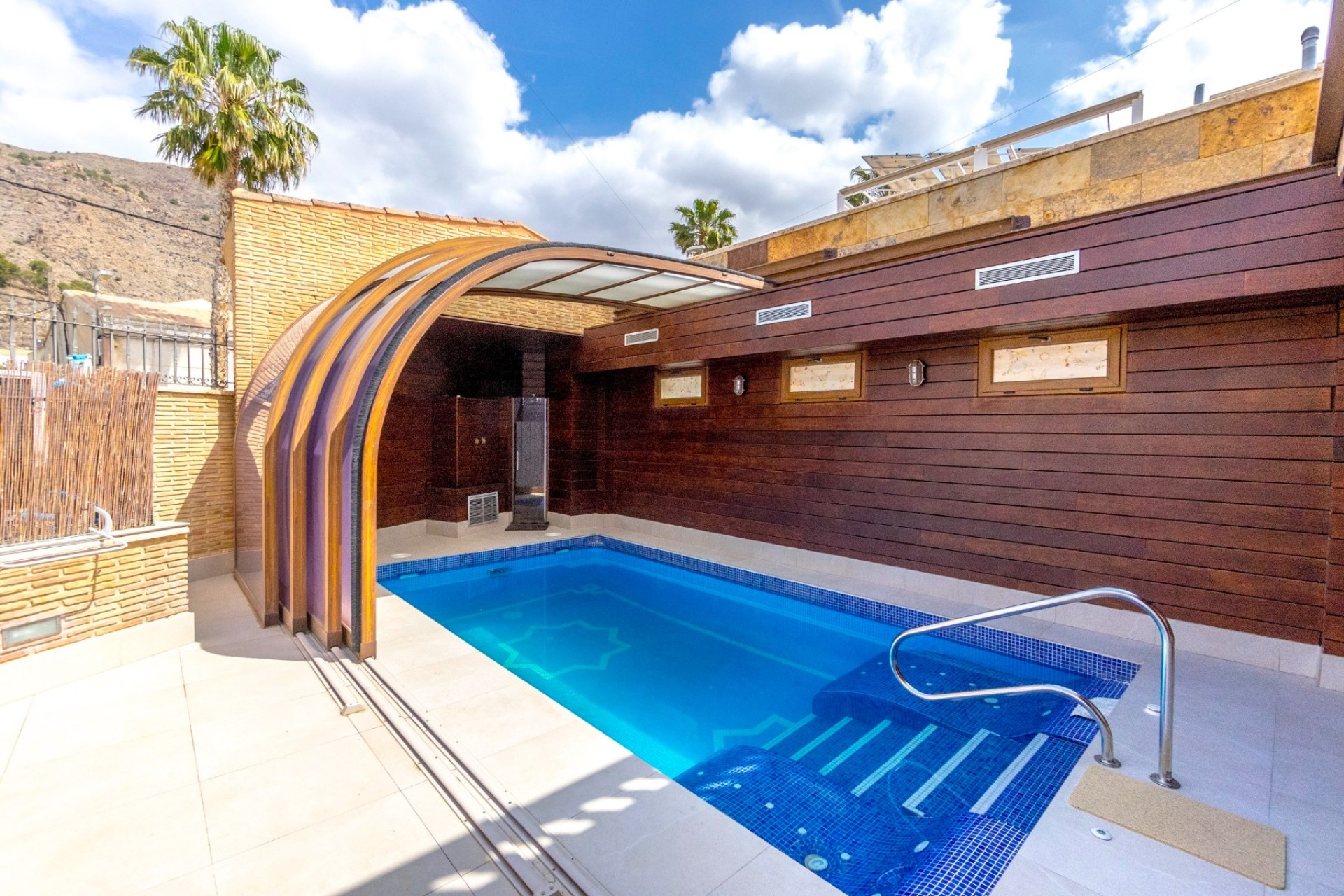 Resale - Villa - Orihuela