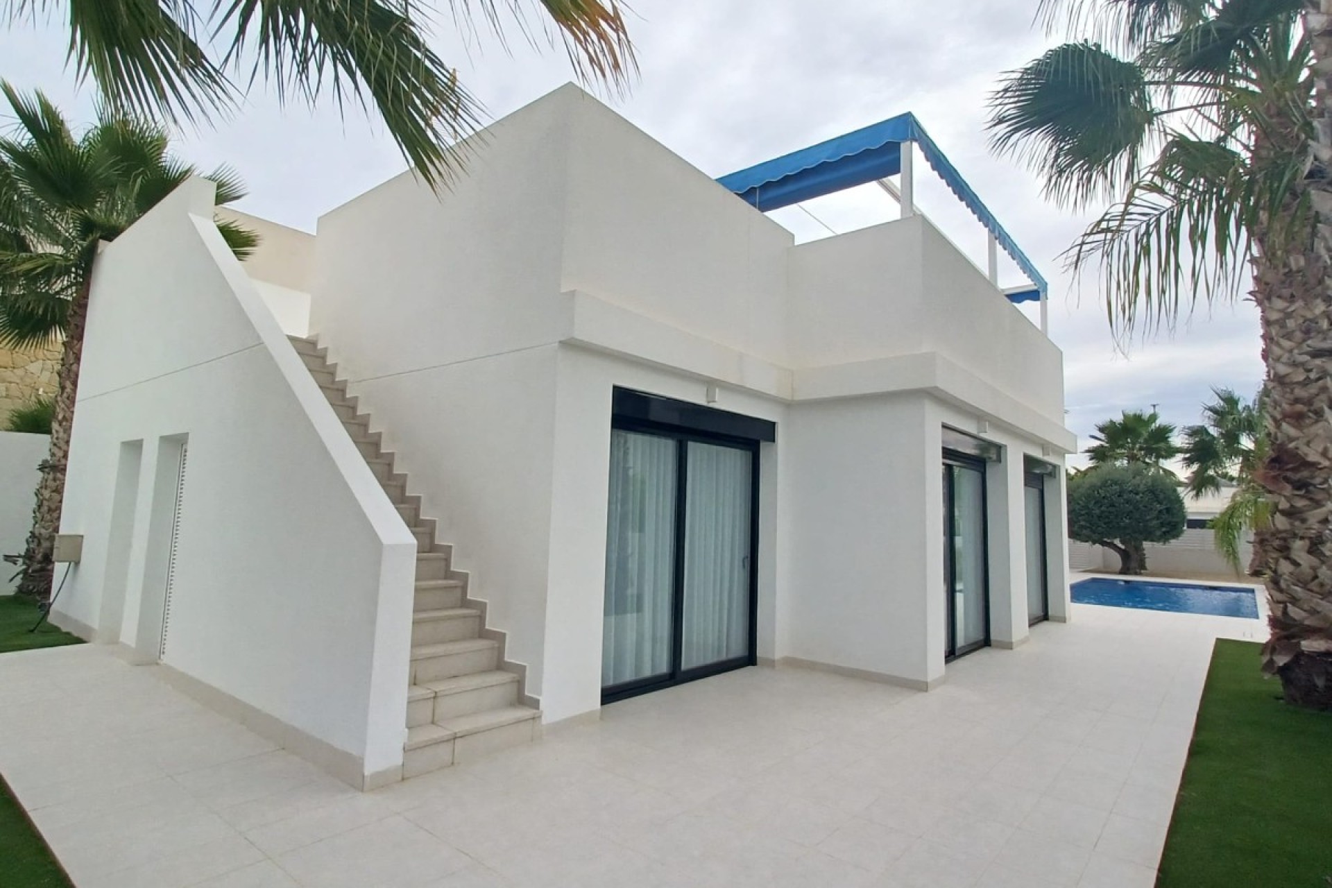 Resale - Villa - San Fulgencio - La Marina