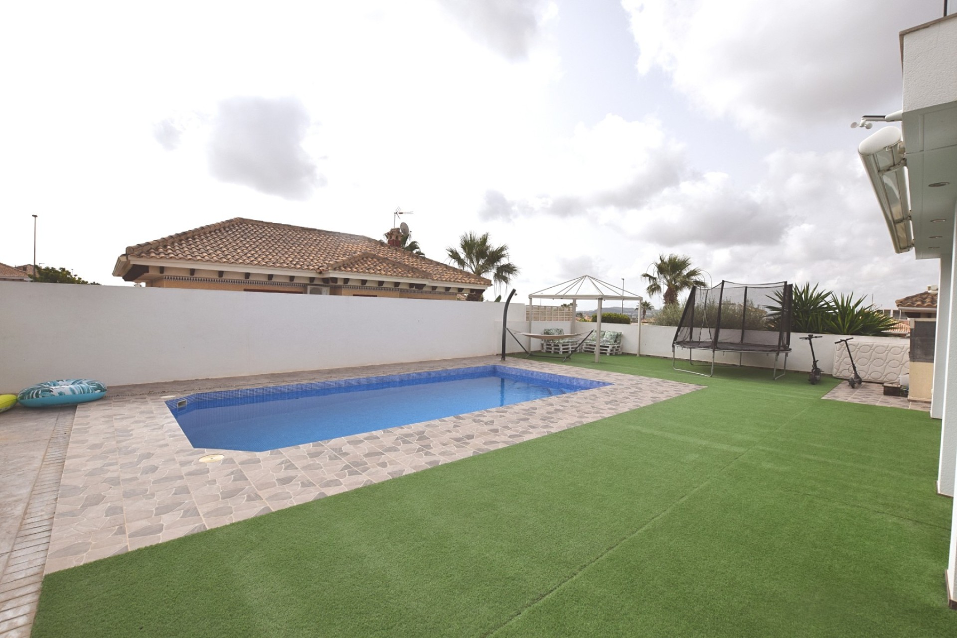 Resale - Villa - San Fulgencio - La Marina