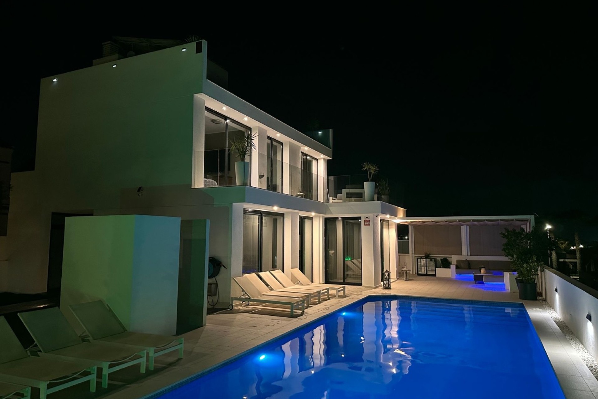 Resale - Villa - San Fulgencio - La Marina