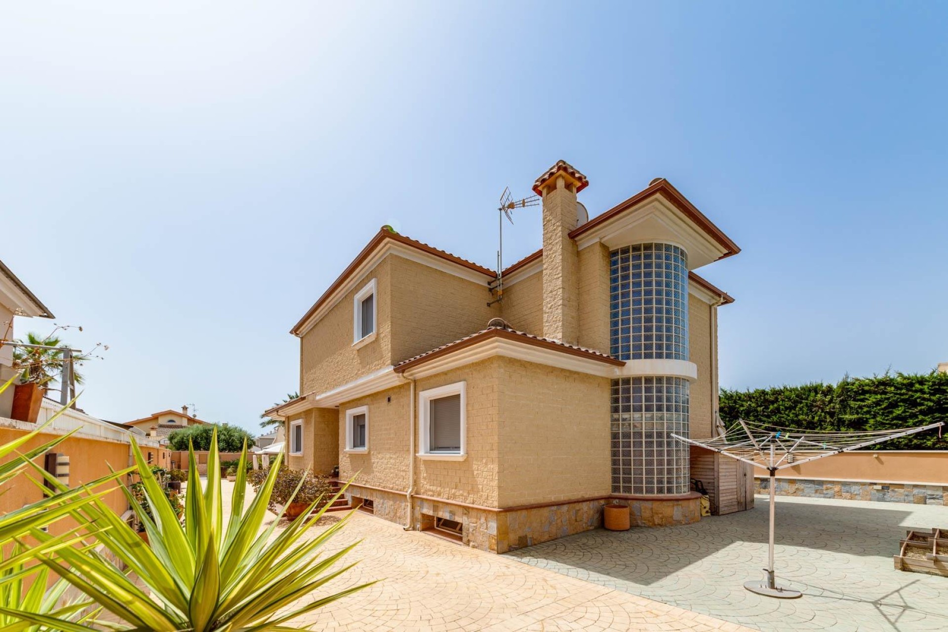 Resale - Villa - San Javier