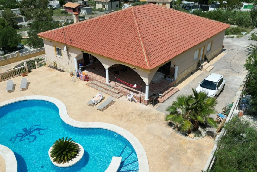 Resale - Villa - San Vicente de Raspeig - Villanueva