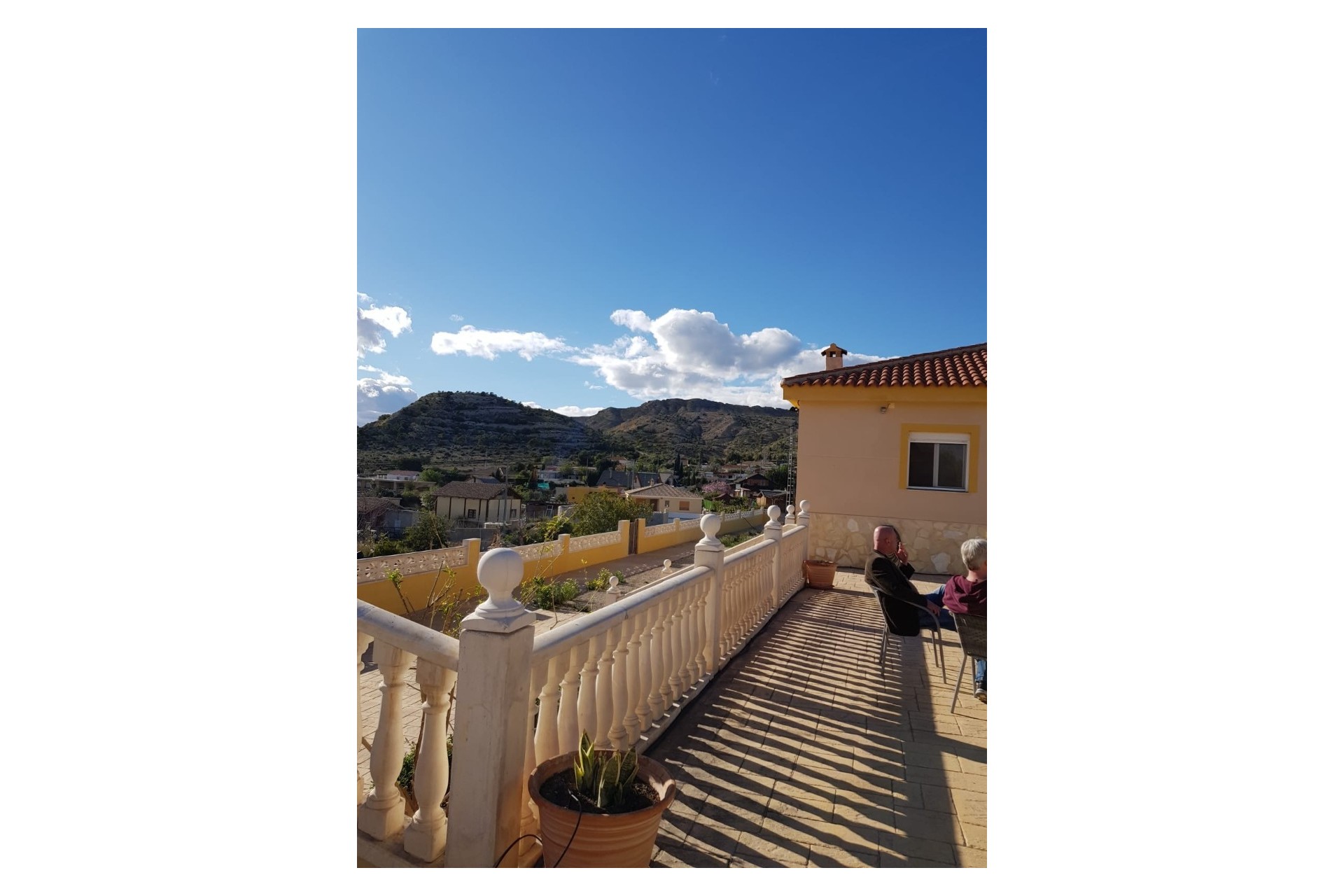 Resale - Villa - San Vicente de Raspeig - Villanueva