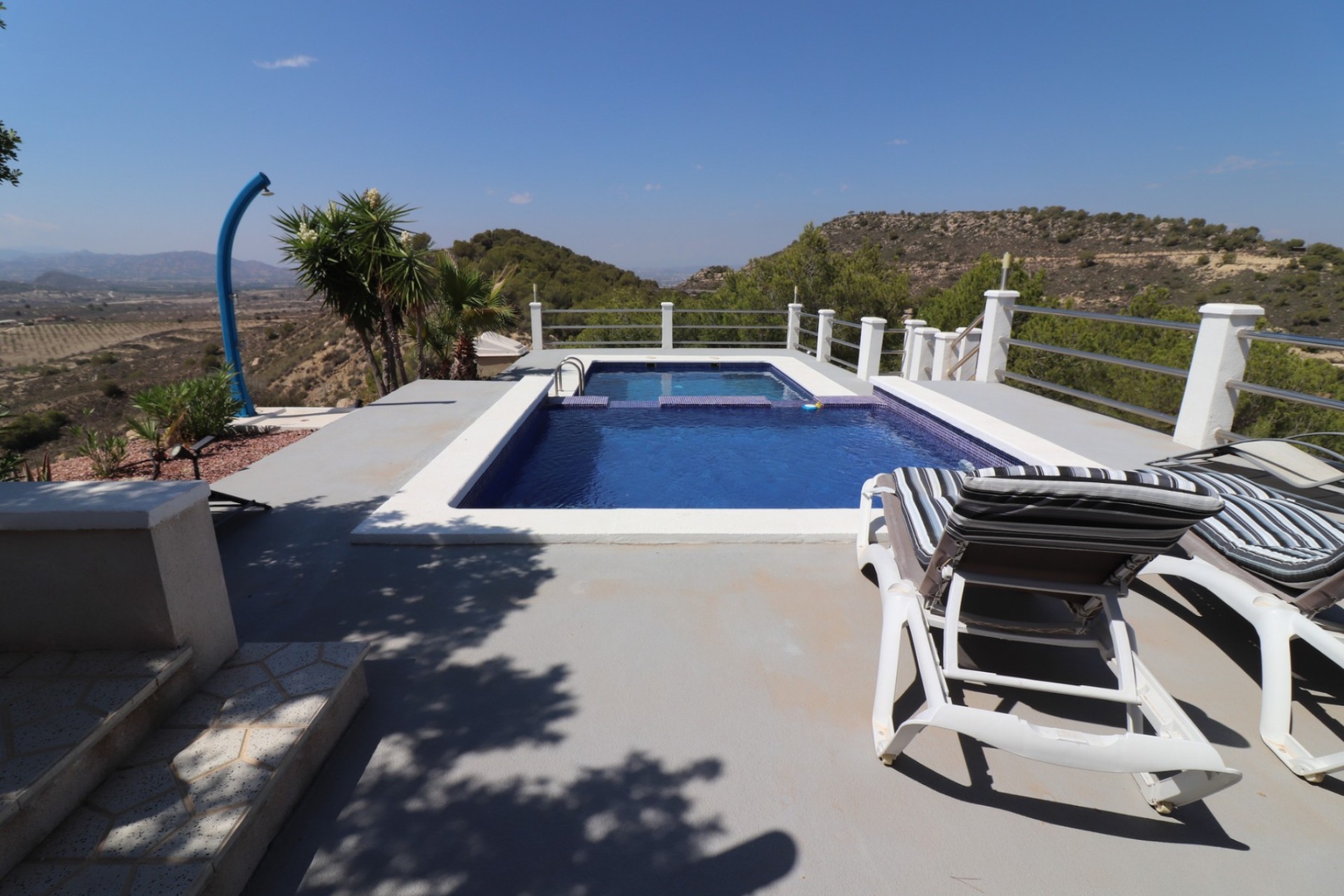 Resale - Villa - Torremendo