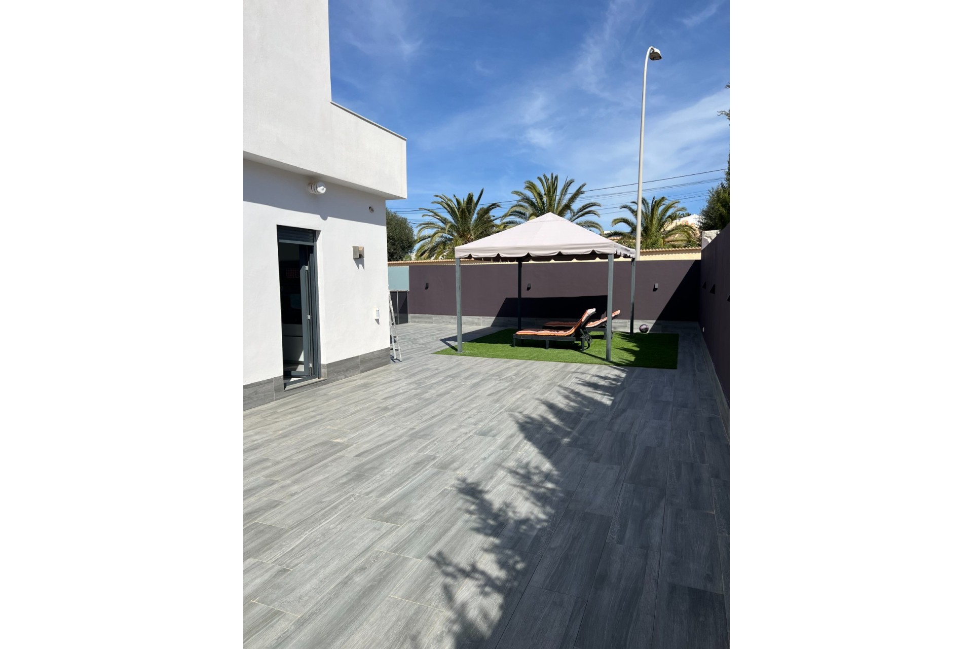 Resale - Villa - Torrevieja - El Chaparral