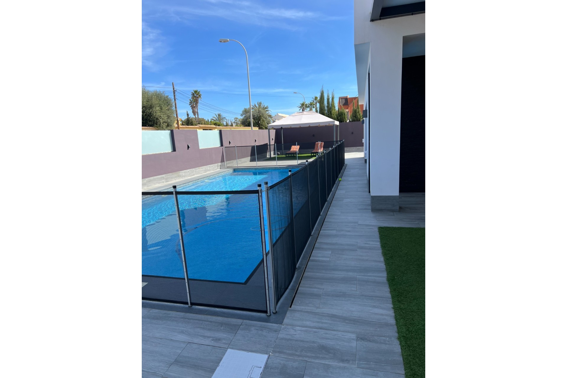 Resale - Villa - Torrevieja - El Chaparral